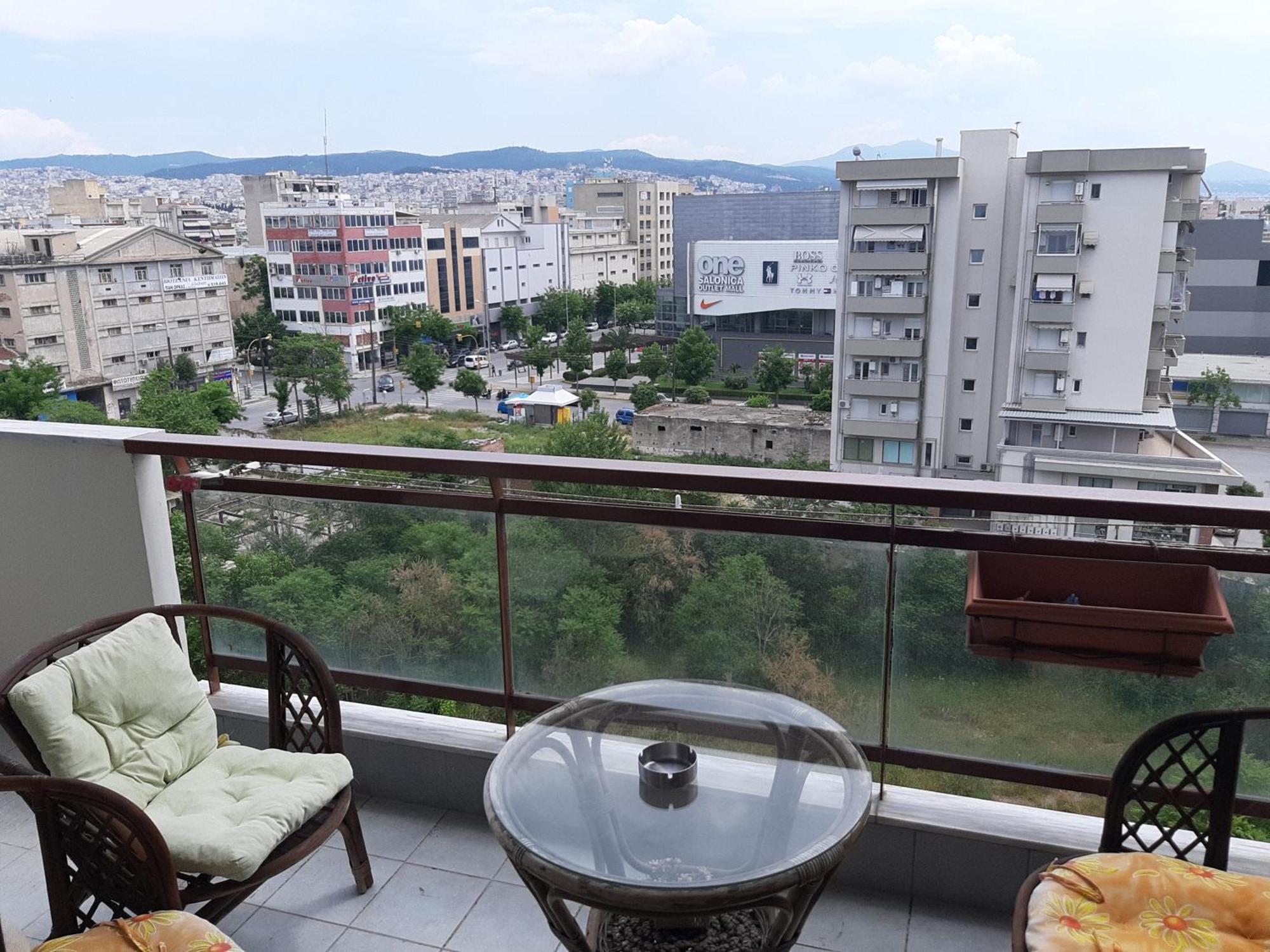 Sunny Penthouse Apartment Thessaloniki Exterior photo
