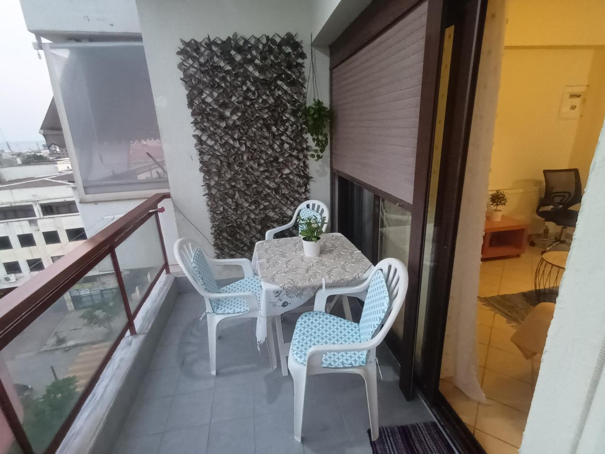 Sunny Penthouse Apartment Thessaloniki Exterior photo